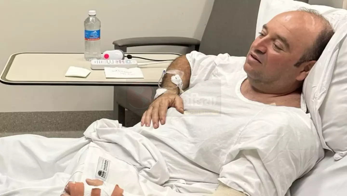 Bondi Beach hero Ahmed Al-Ahmed with Australian Prime Minister