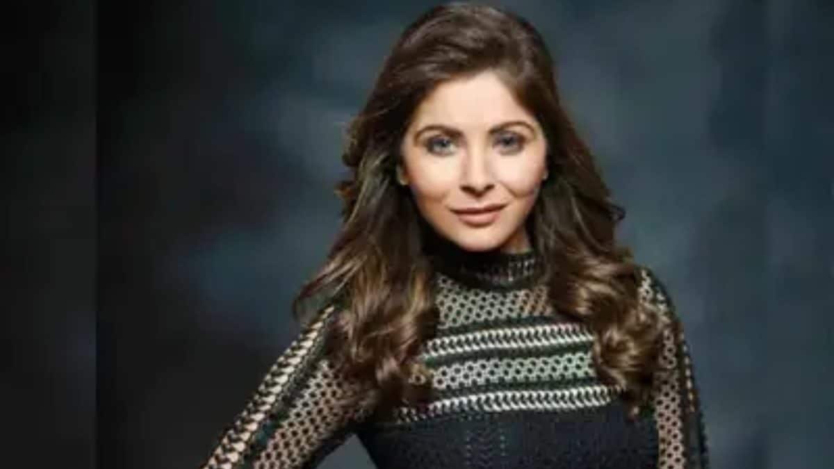 Kanika Kapoor Stage Harassment