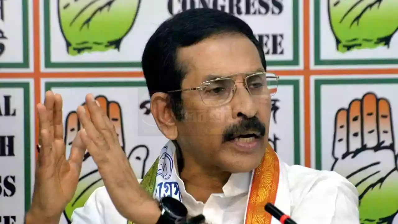Congress announces mass recitation of Constitution in Kolkata