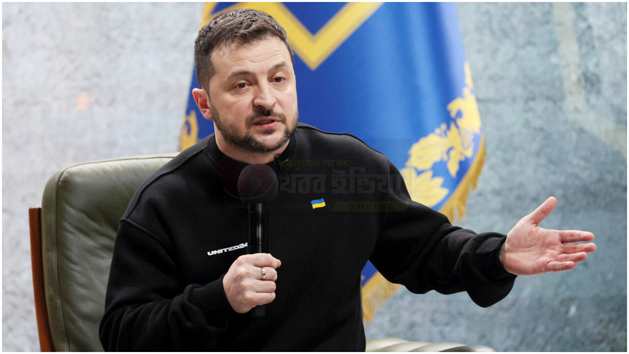 Kyiv missile attack as Zelensky heads to US