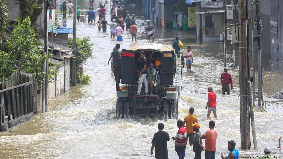 “Sri Lanka landslide flood aftermath”
