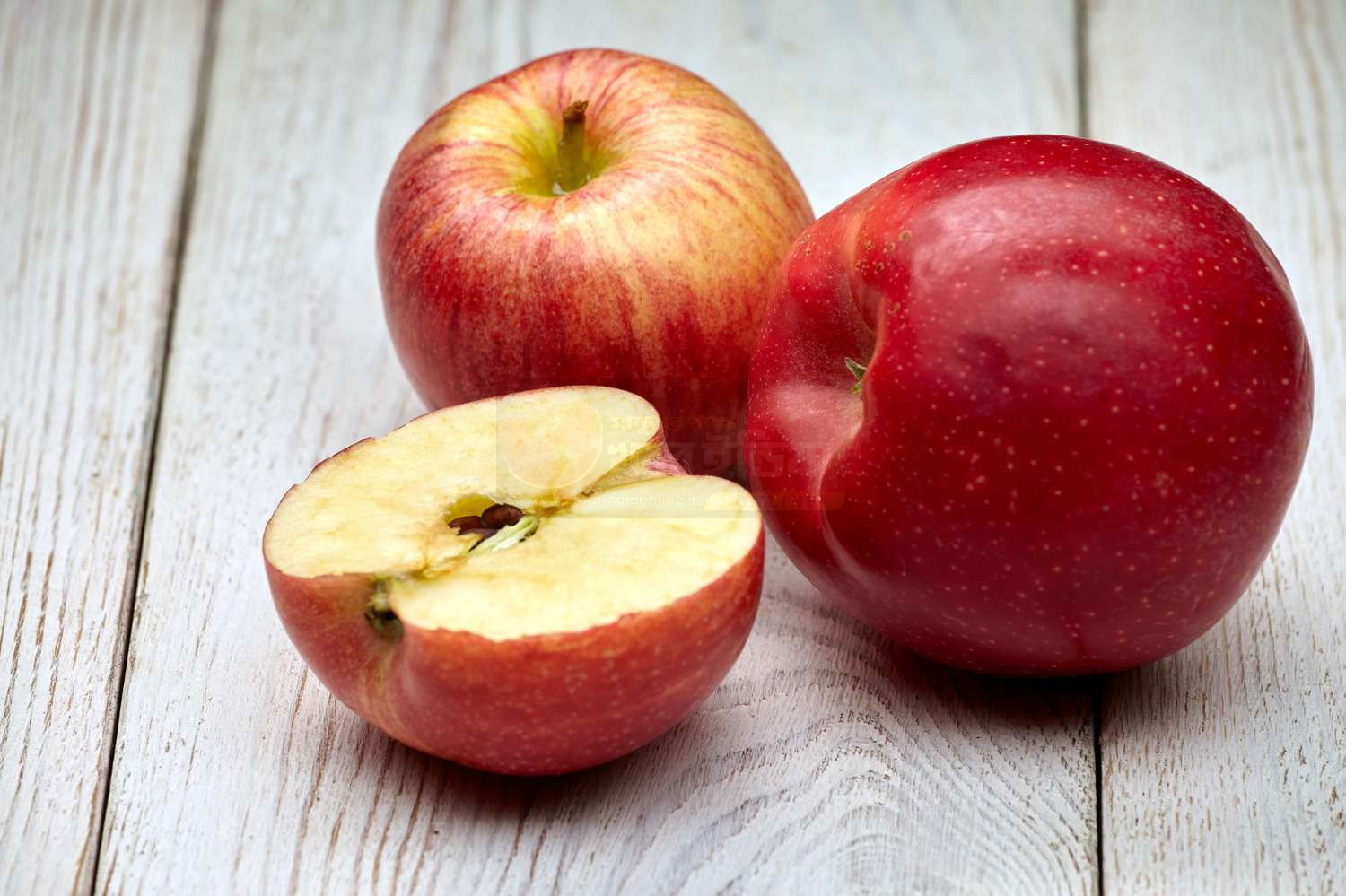Daily apple health benefits for body