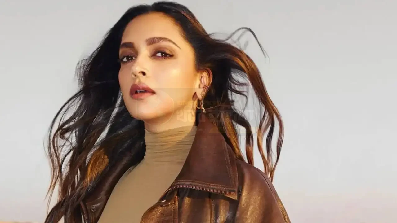 Deepika Padukone celebrating 40th birthday with fans